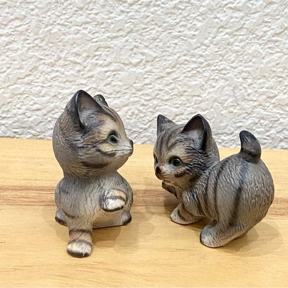 Vintage 1983 Global Art Harvey Knox Kingdom Japan Tabby Cat Kitten Figurine - Picture 2 of 10
